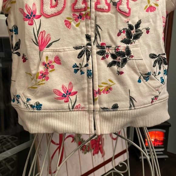 5/$25 Baby Gap hoodie size 18-24M. - Picture 3 of 9